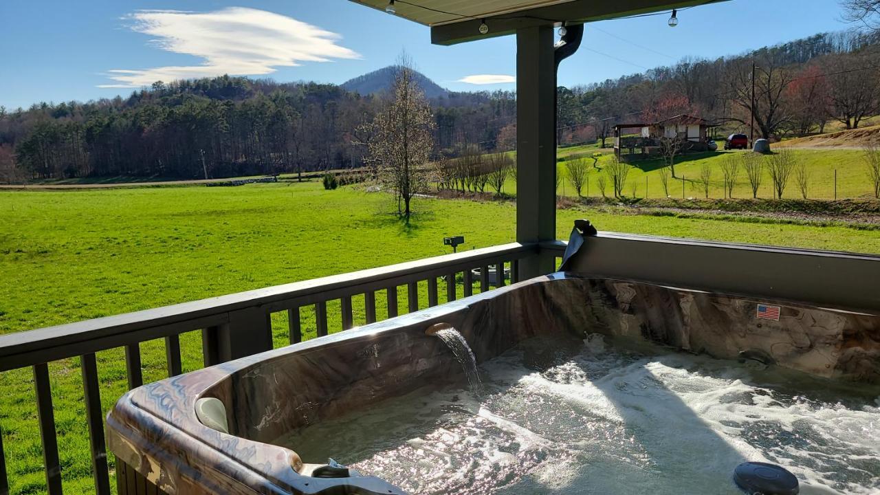 Cozy Cottage With Full View Of The Mountains! بلو ريدج المظهر الخارجي الصورة